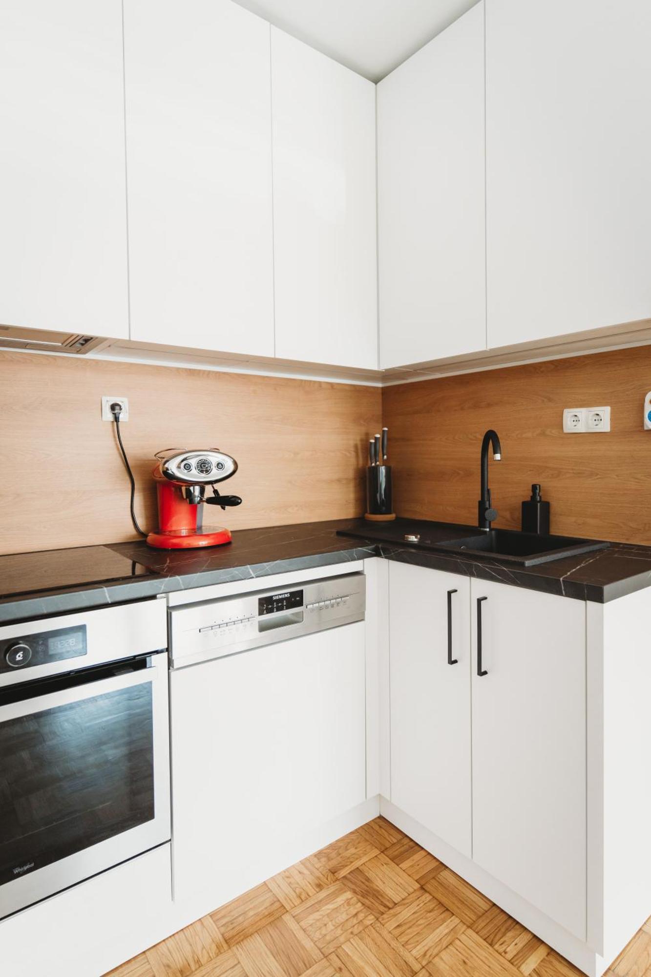 Peaceful Little Retreat, Spacious Free Garage Park 류블랴나 외부 사진